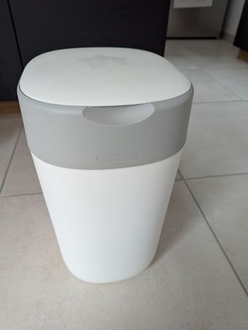 Poubelle tommee tippee twist&click