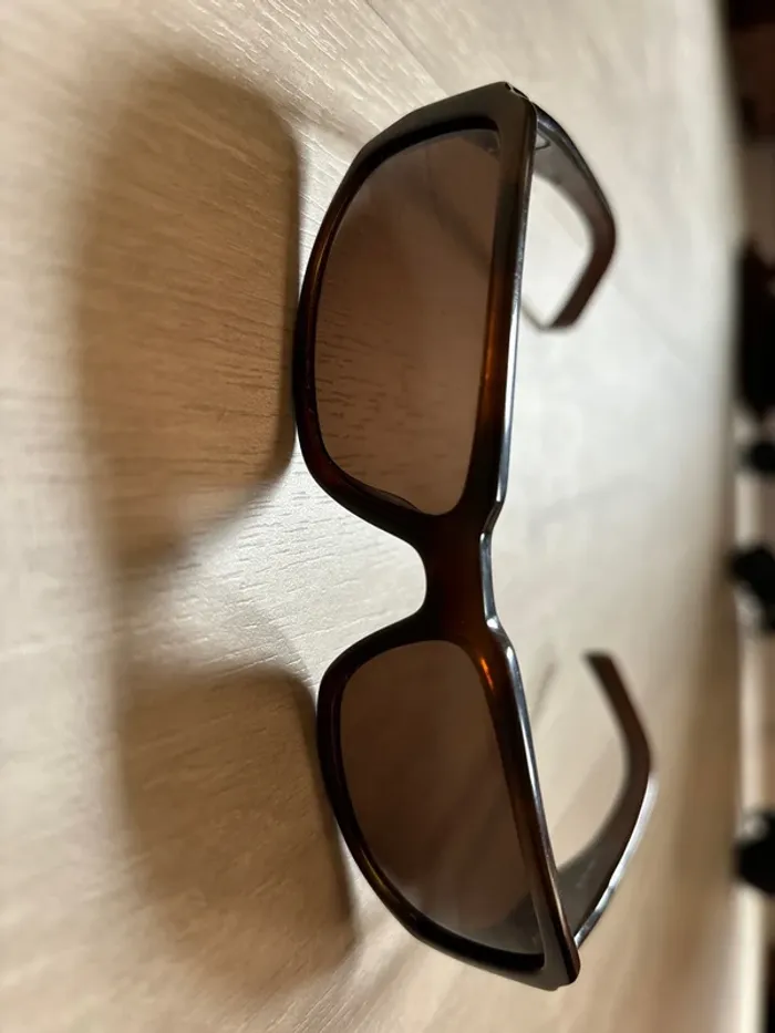 Lunettes de soleil Guess - photo numéro 5