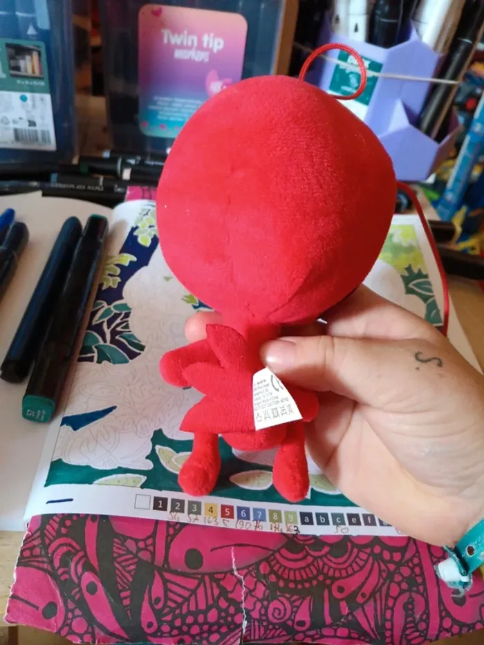Peluche tikki des kwami de miraculous pas de vinted go - photo numéro 2