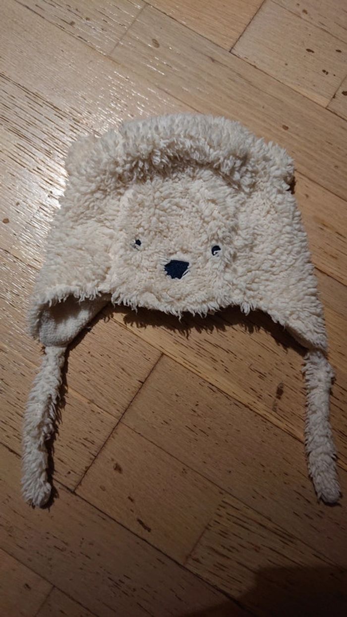 Bonnet tout doux blanc tête d'ours