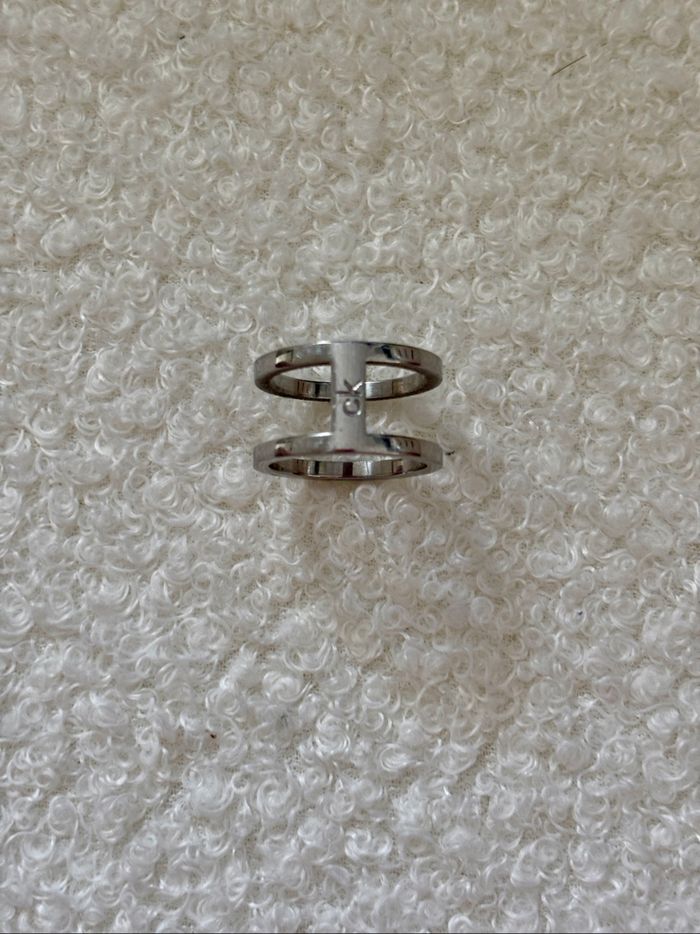 Bague Calvin Klein neuve - photo numéro 2