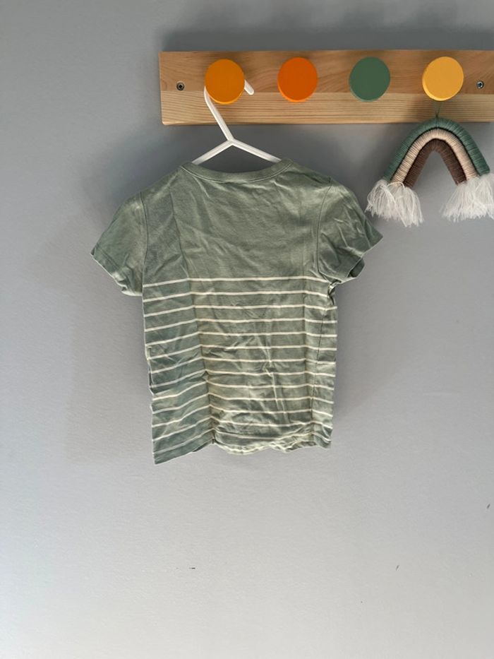 T-shirt vert - photo numéro 2