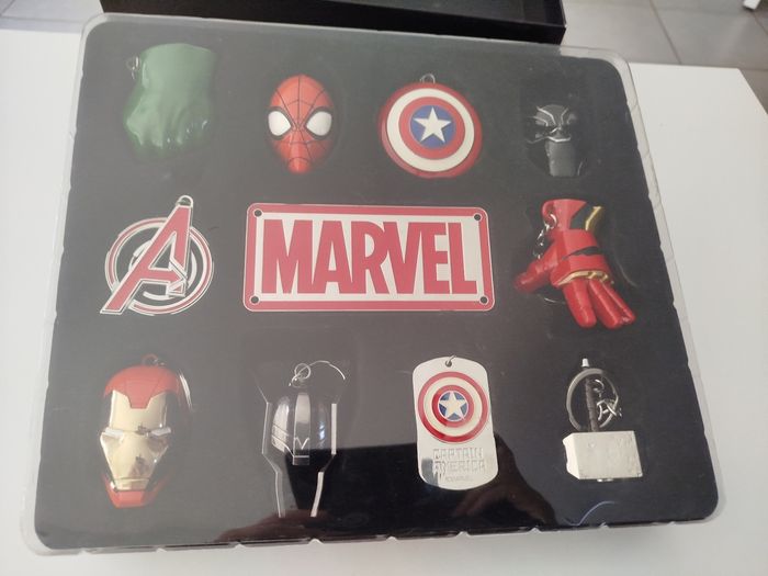 Coffret 10 portes clés Marvel - photo numéro 2