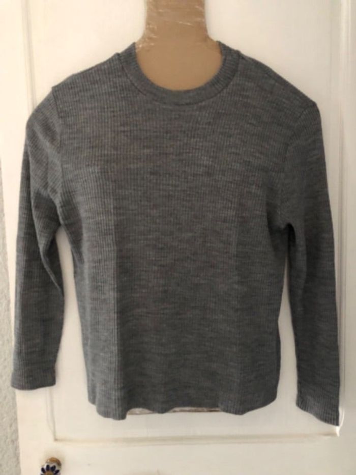 Pull col rond gris côtelé T 42-44