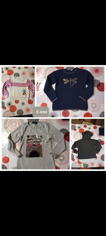 Lot 4 pulls 👧 taille 6 ans