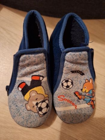 Pantoufle fermeture bleu