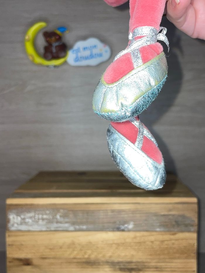 JEL124 doudou flamant rose 🦩 jellycat - photo numéro 3