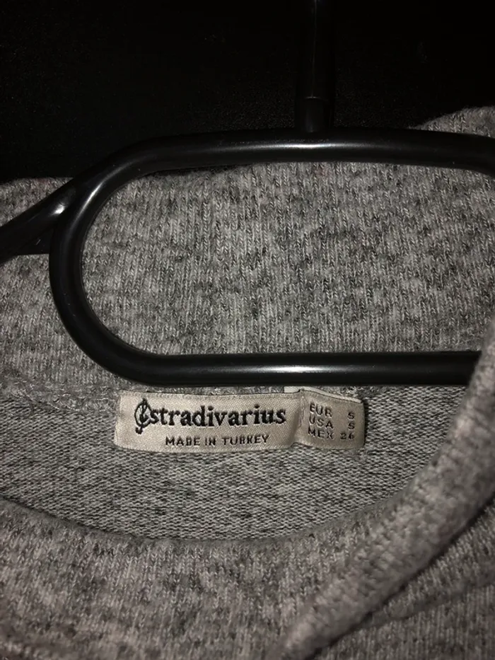 pull gris stradivarius col montant manches chauves souris - photo numéro 4