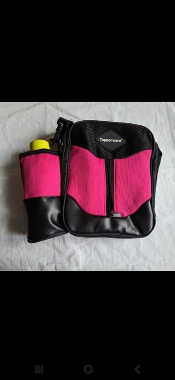Sac isotherme Tupperware et sa bouteille
