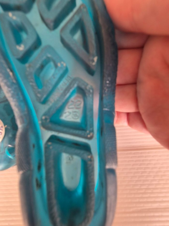 Lot chaussures bébé garçon taille 22-23 - photo numéro 6