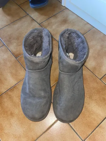 Bottine UGG grise