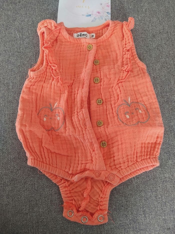 Lot vêtement été fille 1 mois- séparable - photo numéro 6