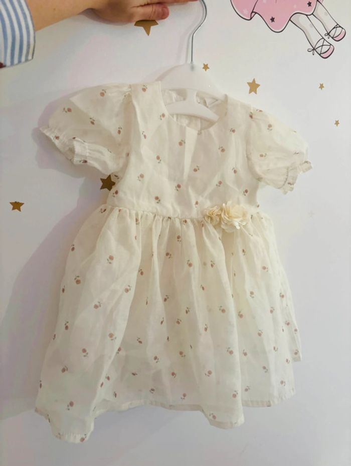 Robe H&M, bébé fille taille 12-18 mois