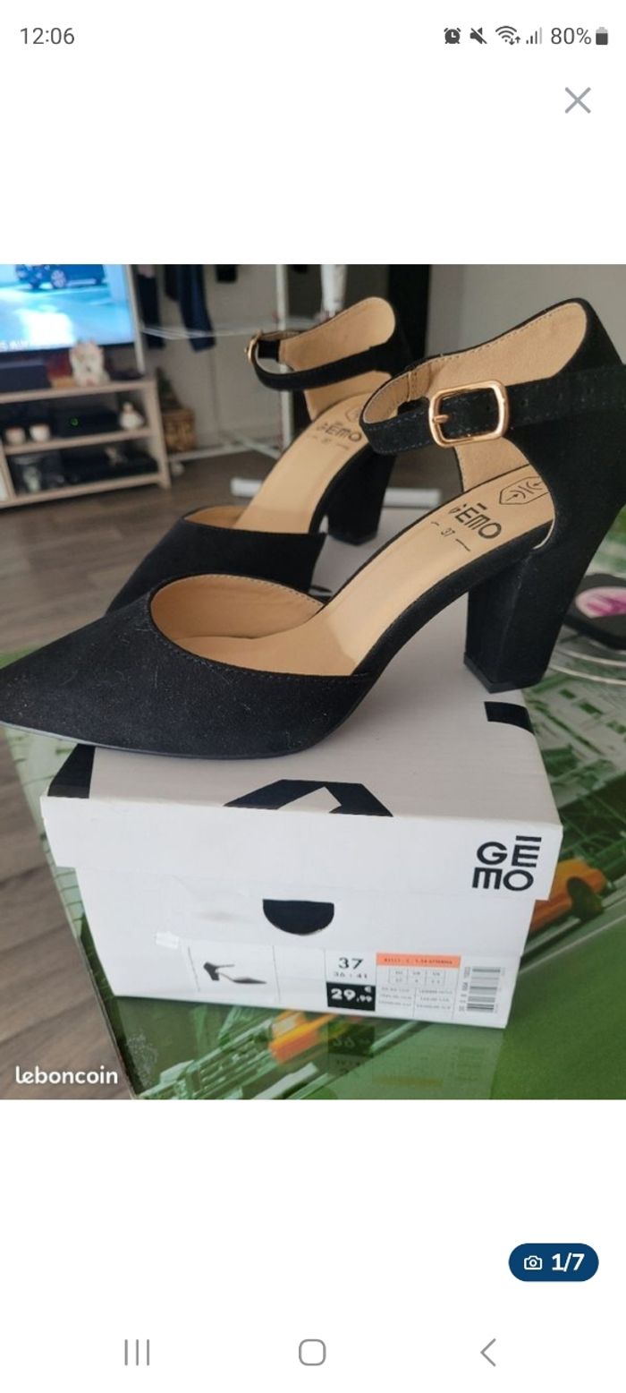 Paire d'escarpin noir à talon Gémo-Pointure 37