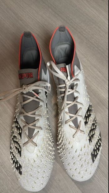 crampons moulé rugby adidas predator