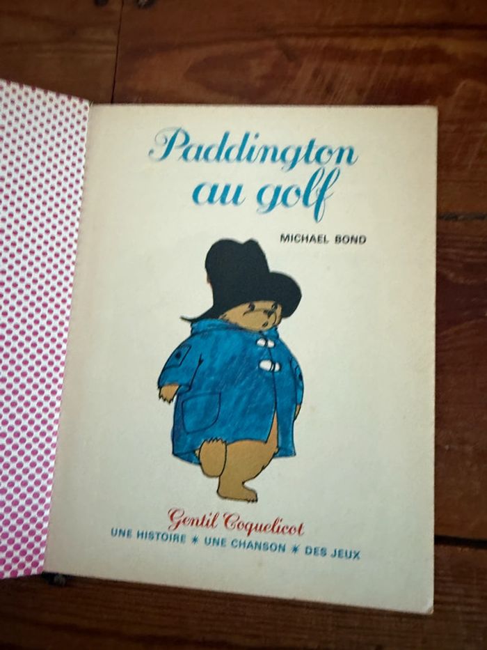 Livre ancien vintage l’Ours Paddington au golf Gentil Coquelicot Hachette Michael Bond - photo numéro 2