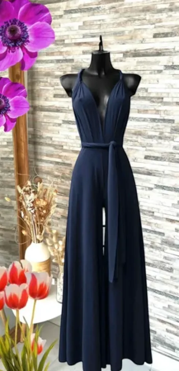 Superbe combi bleu marine dos nu de fabrication française