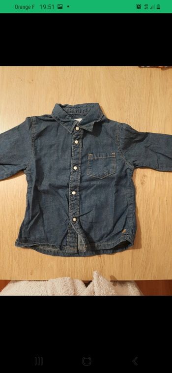 Chemise en jean taille 12 mois