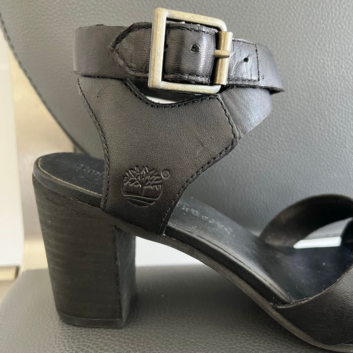 Sandales Timberland Fairhill Y-Strap cuir pleine fleur noir P. 36 comme neuves - photo numéro 2