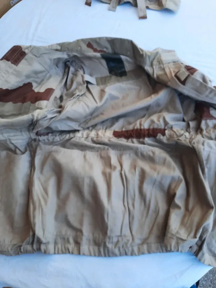 Veste militaire manches longues avec capuche taille M - photo numéro 7