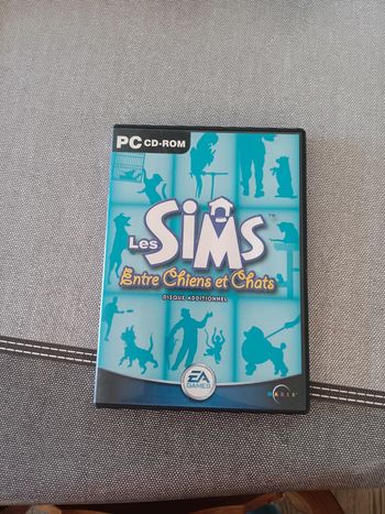Les sims entre chiens et chats