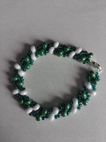 Bracelet en perles de rocaille avec fermoir en acier inoxydable taille élastique