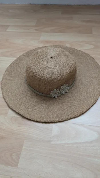 Chapeau