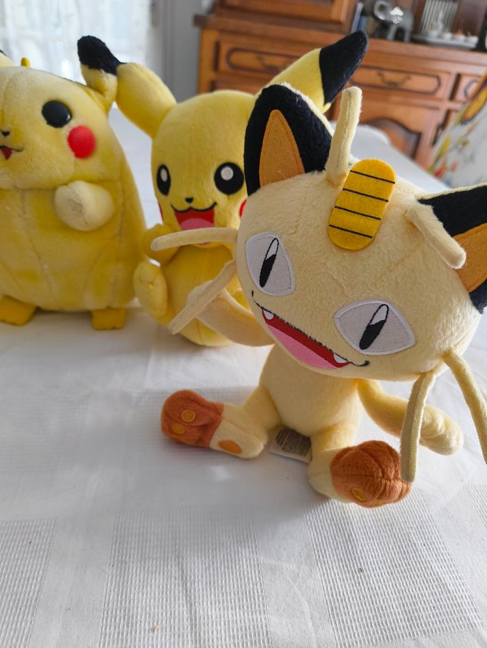 Lot peluches pokémon - photo numéro 3