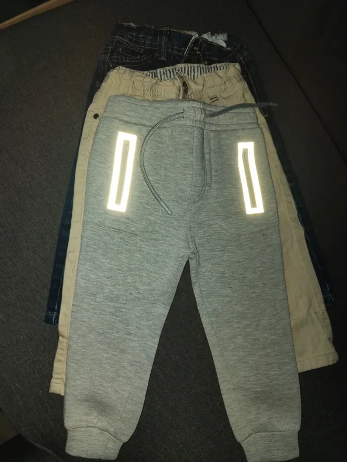 Lot 4 pantalons garçon - photo numéro 2