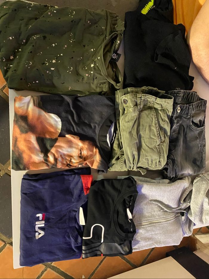 Lot 8 de vêtements homme taille s
