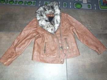 Veste jbc taille 104