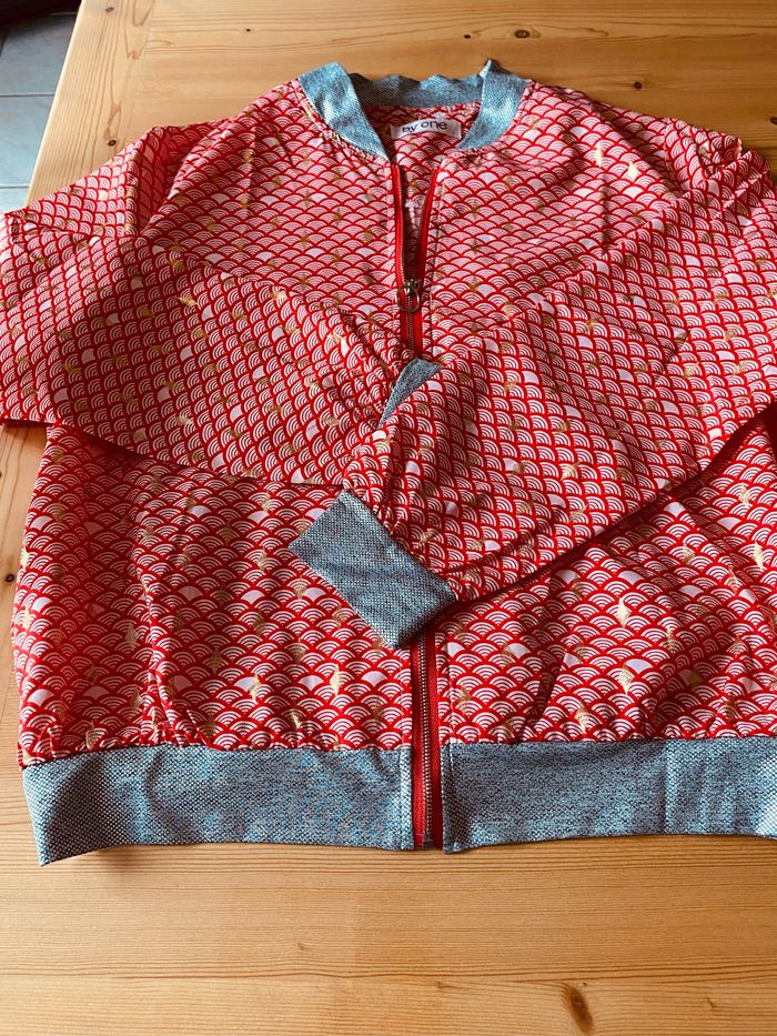 Veste fine satinée