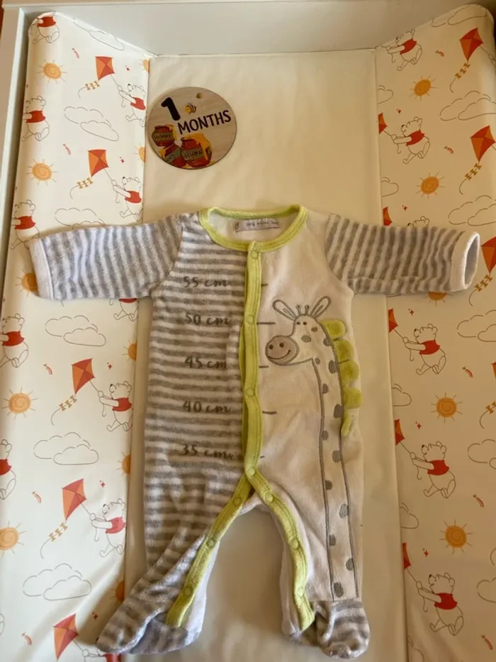 Pyjama taille 1 mois