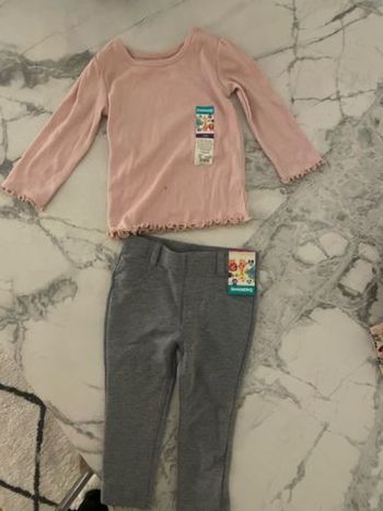 Ensemble 12 mois neuf