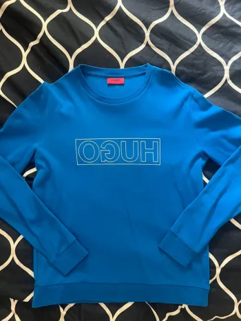 Sweat Hugo Boss bleu taille M