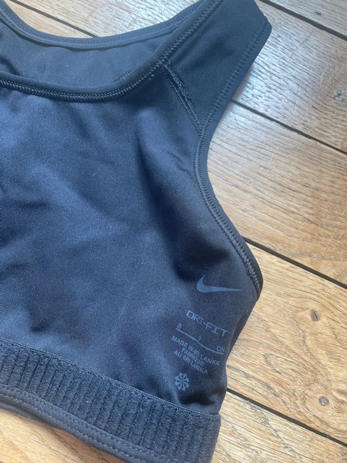 Brassiere Nike - photo numéro 3