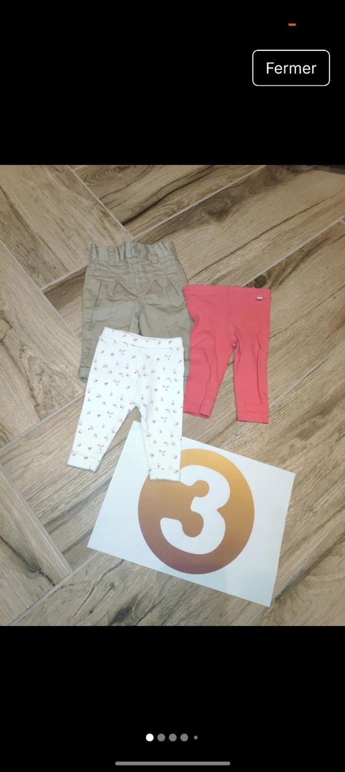 Lot 2 leggings rose et blanc à fleurs 
et 1 pantalon habillé pincé beige 
Taille 3 mois 59 cm
Marque Gémo tape à l'oeil et tex