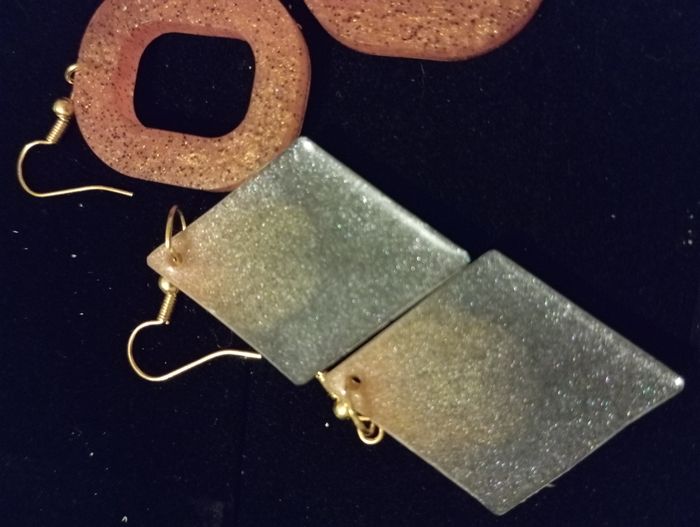 Lot de boucles d'oreilles en résine - photo numéro 4