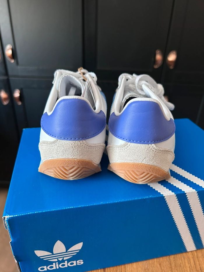 Baskets adidas country OG W blanc - photo numéro 5
