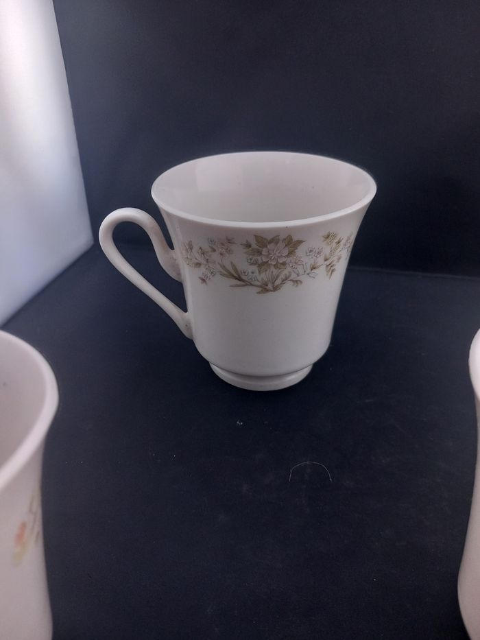 4 Tasses avec motifs fleurs Diadem - photo numéro 6
