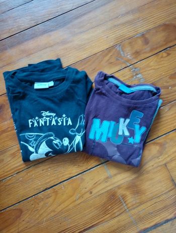 Lot t-shirt manches longues Disney 4 ans