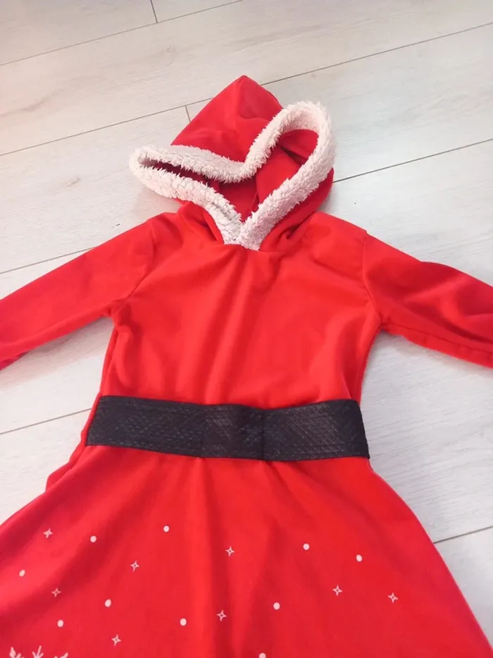 Robe déguisement mère Noël 5/6 ans - photo numéro 2