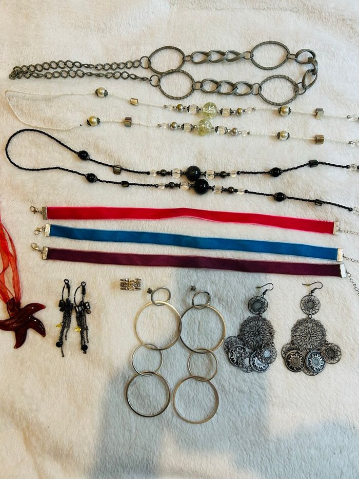 Lot bijoux fantaisie - photo numéro 4
