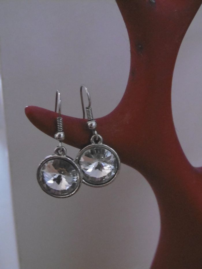 boucle d'oreille imitation diamant - photo numéro 2
