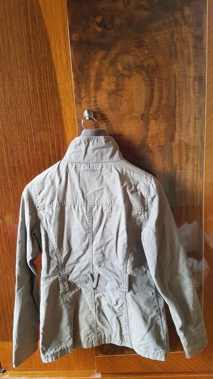 Veste grise - photo numéro 6