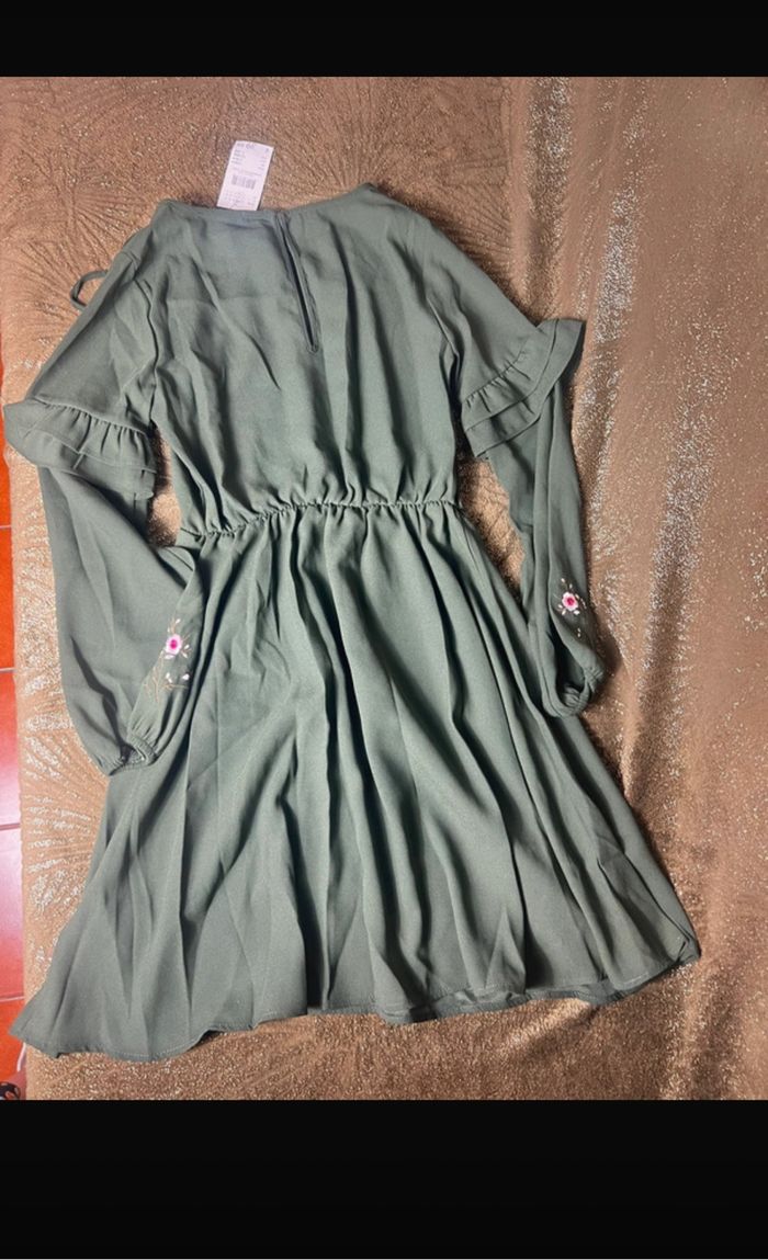 Magnifique robe camaïeu 38 brodée - photo numéro 5