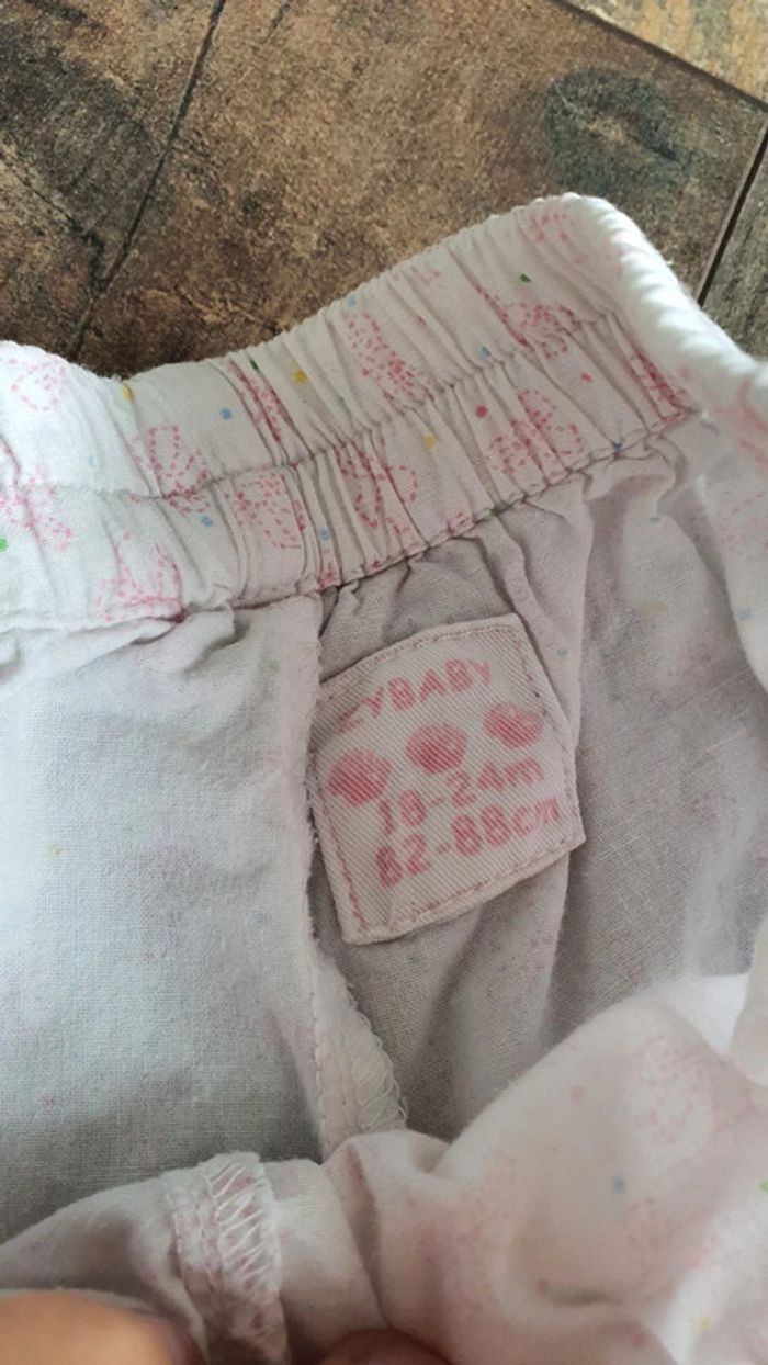 Pantalon baby 24 mois en très bon état - photo numéro 3