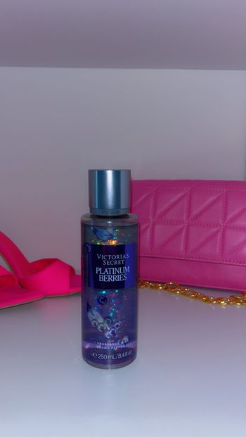 Platinum berries Victoria ‘s secret