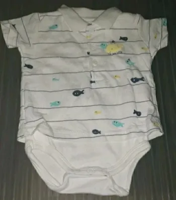 T-shirt + body intégré