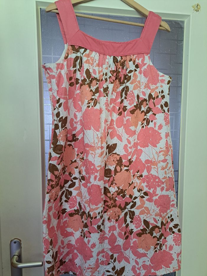 Robe à bretelles